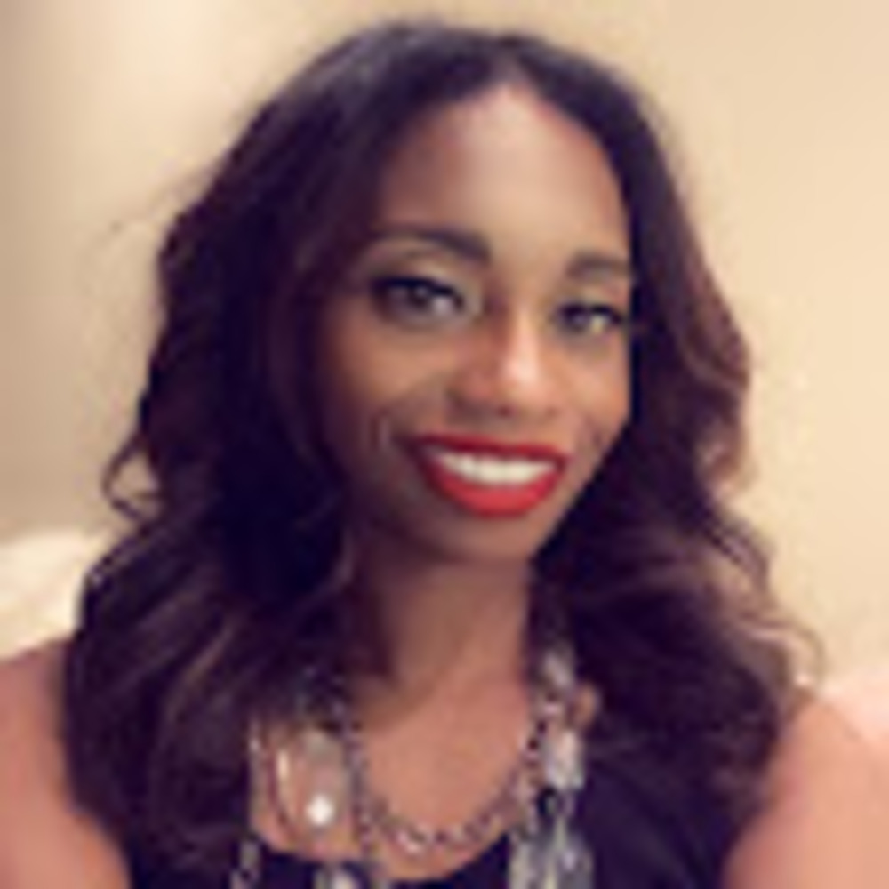 Meet your Posher, Danielle marcelle